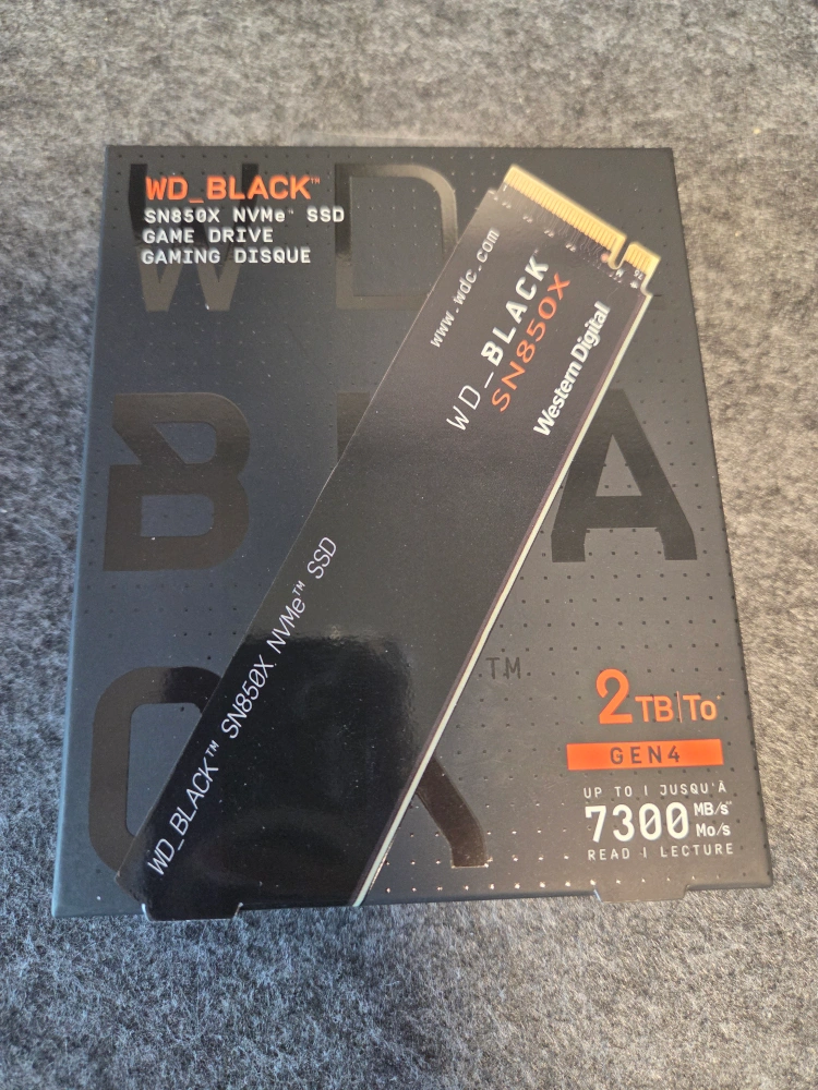 WD_BLACK SN850X NVMe SSD 2TB 판매합니다