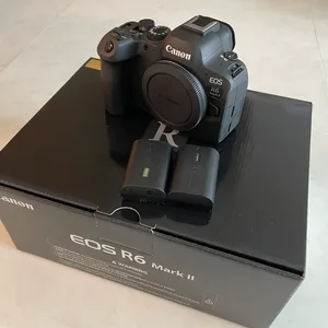 캐논 R6 Mark II 풀박스 2배터리 판매합니다