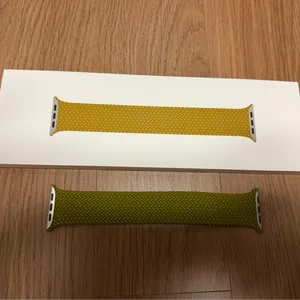 애플워치 샤르트뢰즈 브레이드 솔로루프 46mm 사이즈 8 판매합니다.