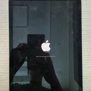 애플 아이패드 에어 5세대 A2588 64GB 스페이스그레이