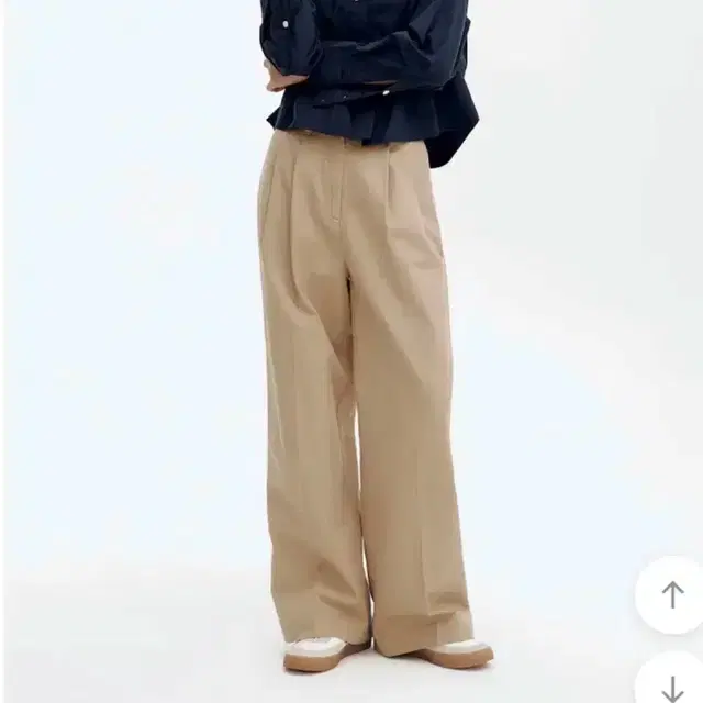 에잇세컨즈 코튼 투턱 와이드 팬츠 슬랙스 상품 사진