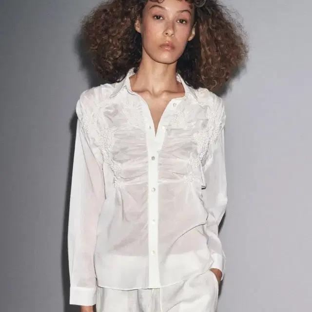 Zara 자수 면사 블라우스셔츠 상품 사진