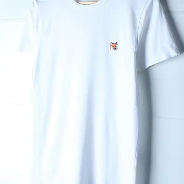 Maison Kitsuné 화이트 폭스로고 반팔 티셔츠 상품 사진