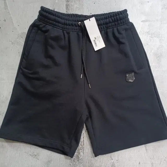 Maison Kitsuné 반바지 상품 사진