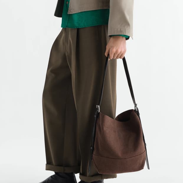 LEMAIRE 르메르 26fw 스몰 벨티드 토트백/다크 초콜렛 상품 사진