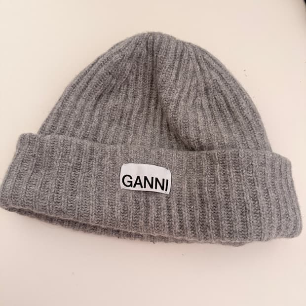 GANNI 가니(GANNI) 로고 패치 골지 니트 비니 상품 사진