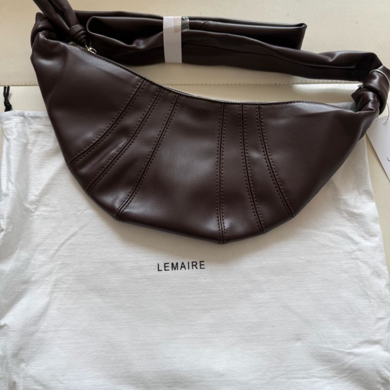 LEMAIRE 크루아상백 스몰 상품 사진