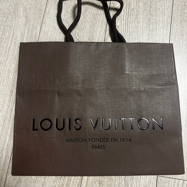 Louis Vuitton 루이비통 Louis Vuitton 쇼핑백 판매합니다. - 사이즈는 22 상품 사진