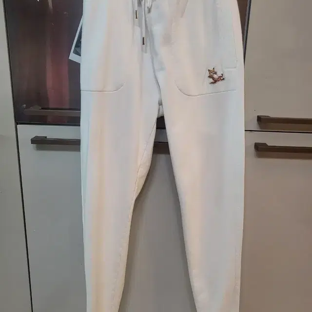 Maison Kitsuné 조거팬츠 상품 사진