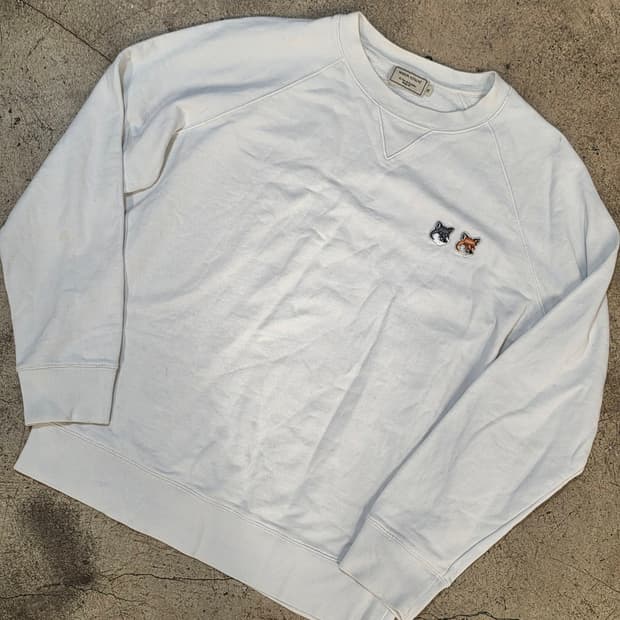 Maison Kitsuné 메종키츠네 맨투맨 화이트 더블폭스 상품 사진