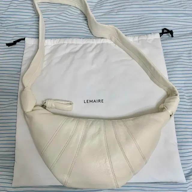 LEMAIRE 범백 크루아상백 화이트 상품 사진