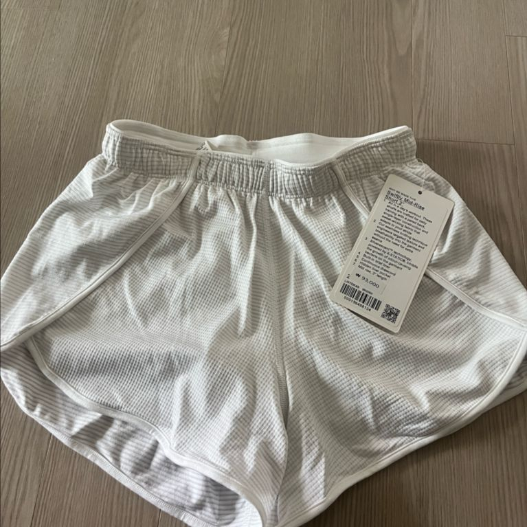 룰루레몬 러닝 쇼츠 상품 사진